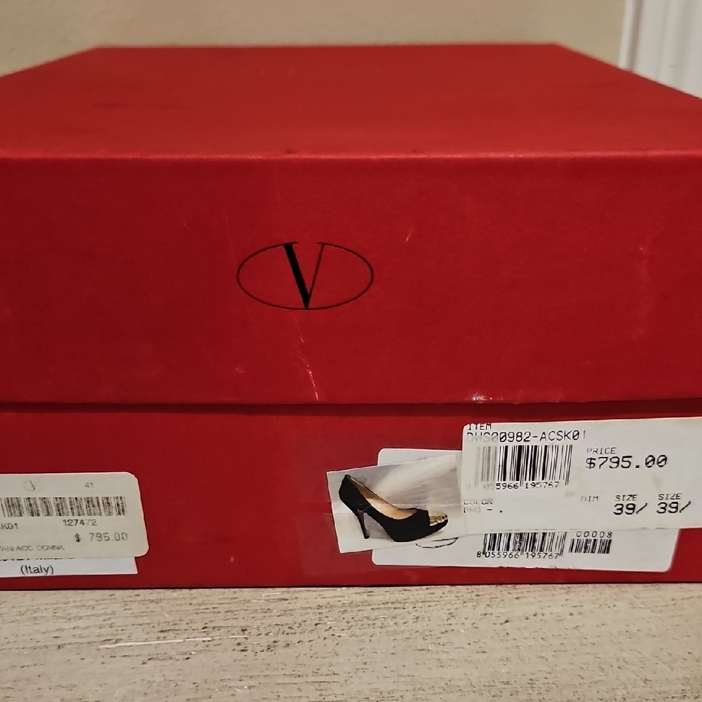 Valentino Garavani Black Heels